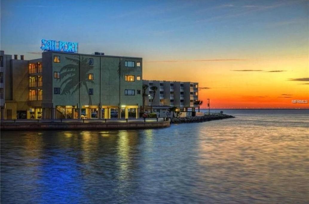 The Kondo Tiki แทมปา ภายนอก รูปภาพ